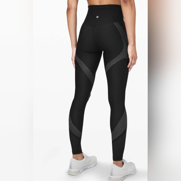 Lululemon Mapped Out High Rise Leggings Size 4 - Picture 2 of 10